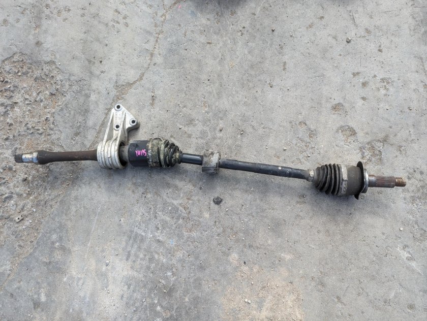 Привод передний прав