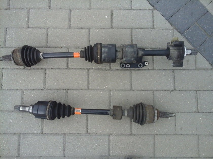 Привод передний правый Сузуки Лиана 4wd