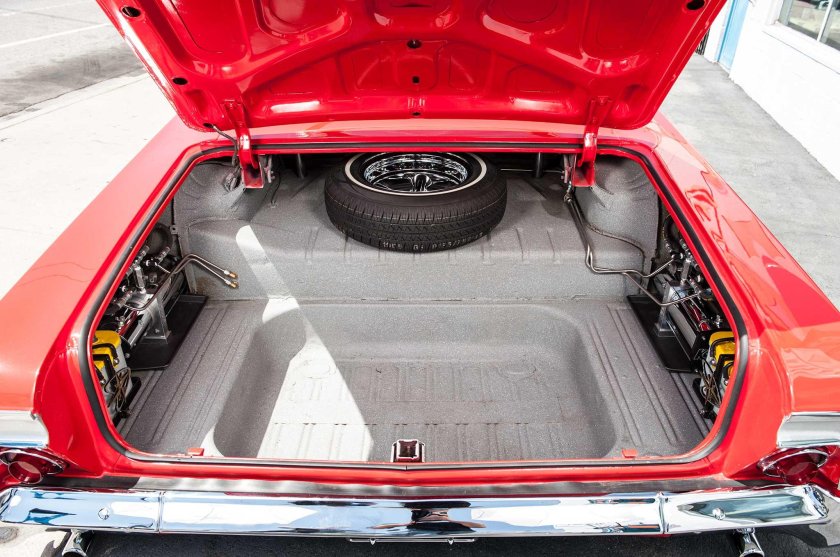 Шевроле Импала 1967 багажник