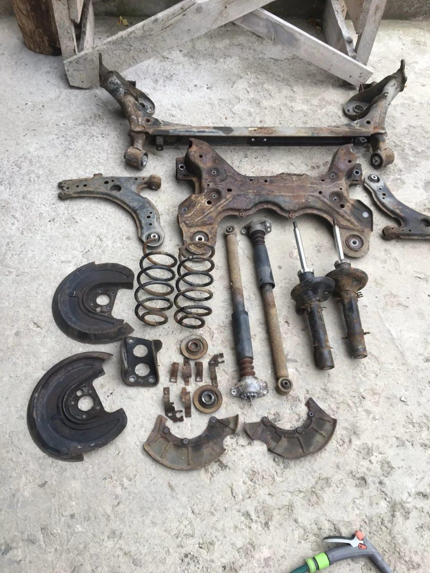 Передняя подвеска Шкода Октавия тур 1.4