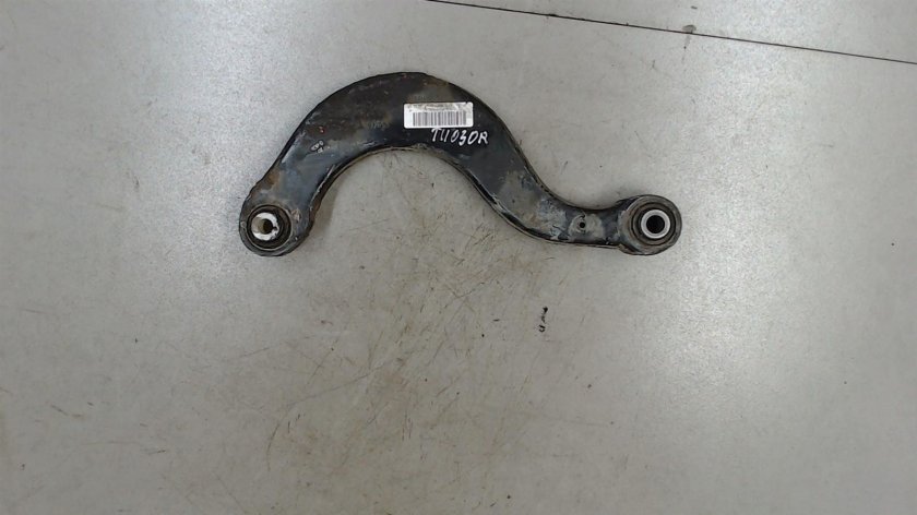 Задний поперечный рычаг Октавия а5