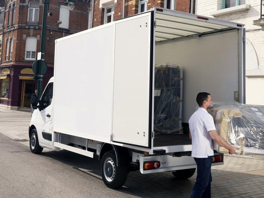 Машина для перевозки мебели