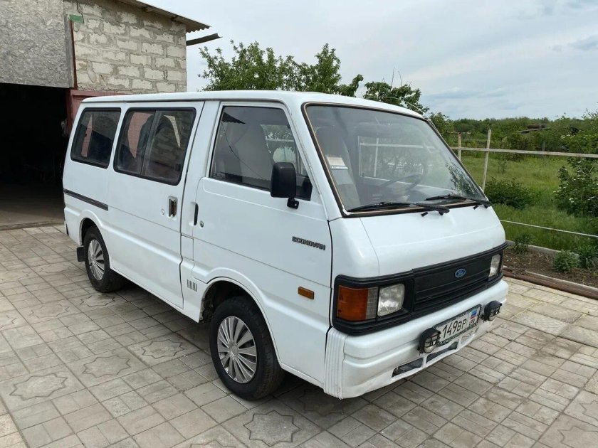 Ford Econovan Mazda