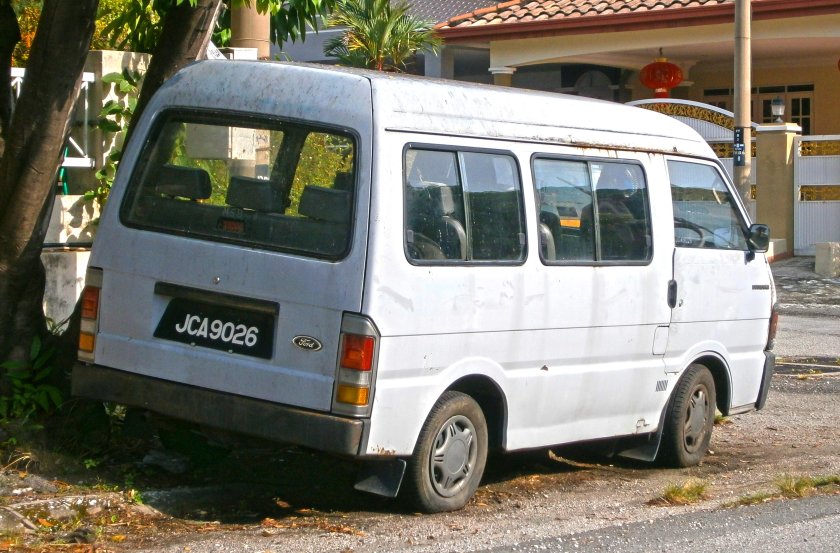 Ford Econovan, 1990