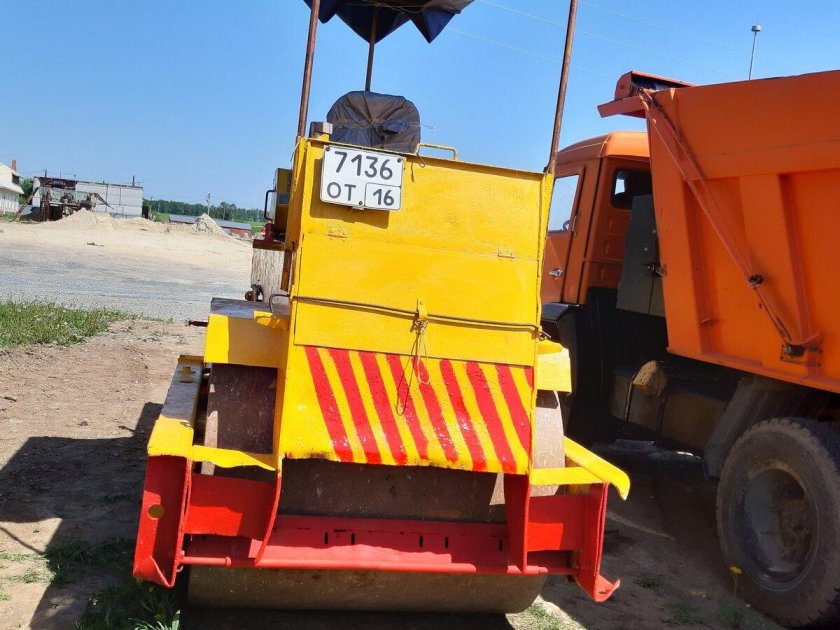 Каток дорожный вибрационный