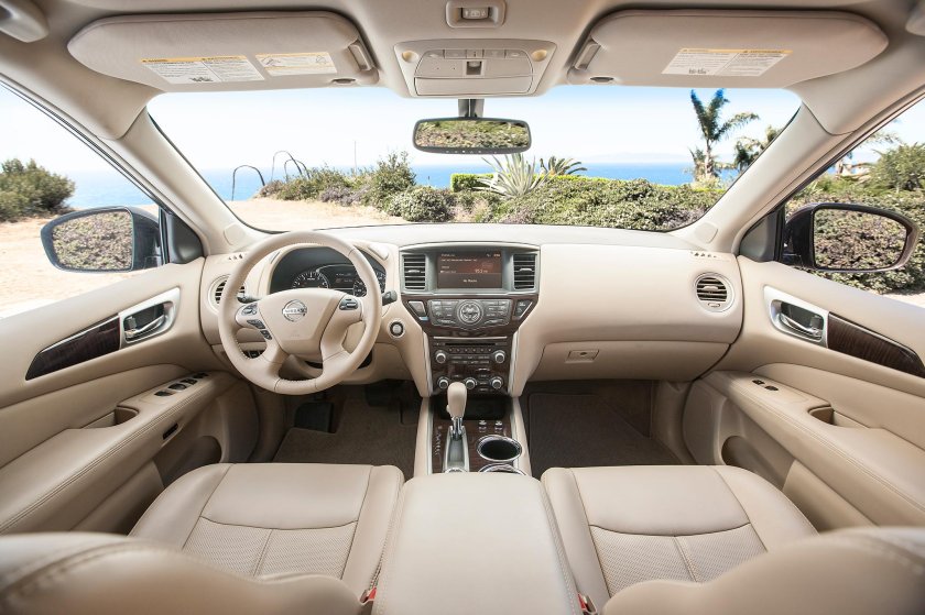 Ниссан Патфайндер 2015