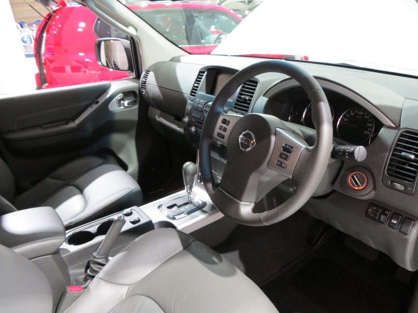 Nissan Pathfinder r51 салон