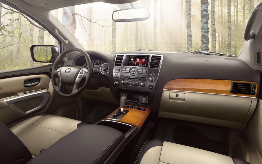 Nissan Armada 2015