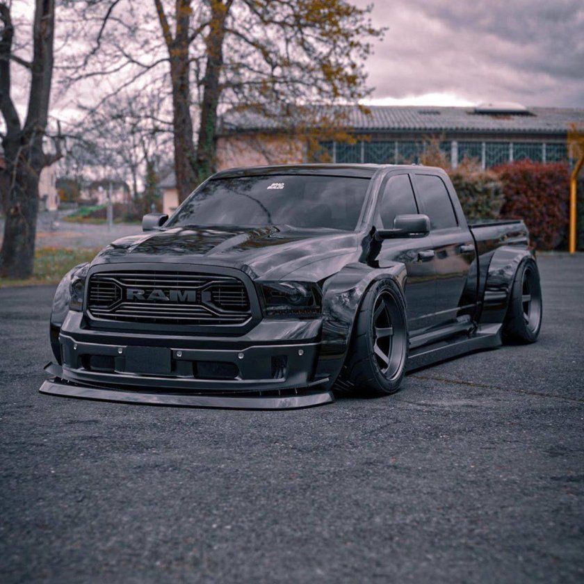 Dodge Ram Widebody