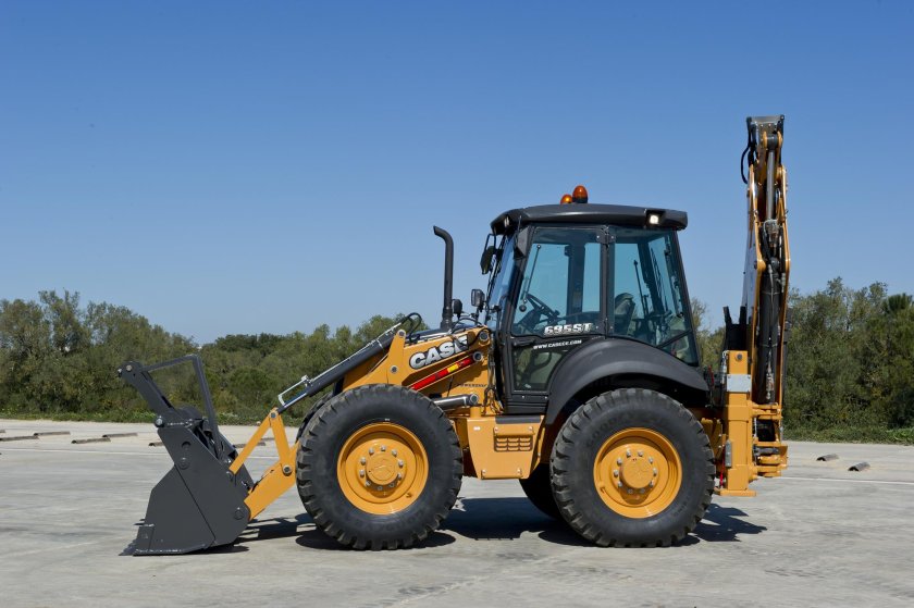 Экскаватор погрузчик кейс 695
