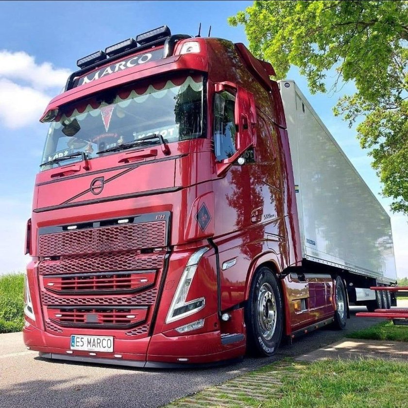 Вольво грузовик