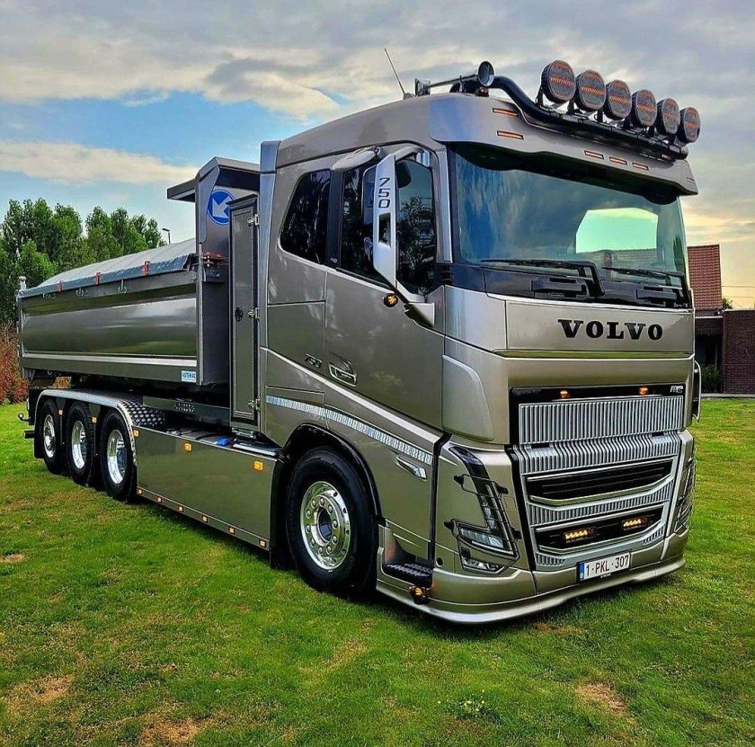 Тягач volvo