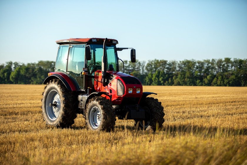 Трактор Беларус 1523.3