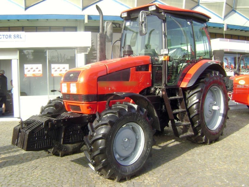 Трактор Беларус 1523.3