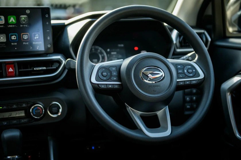 Дайхатсу Rocky 2019