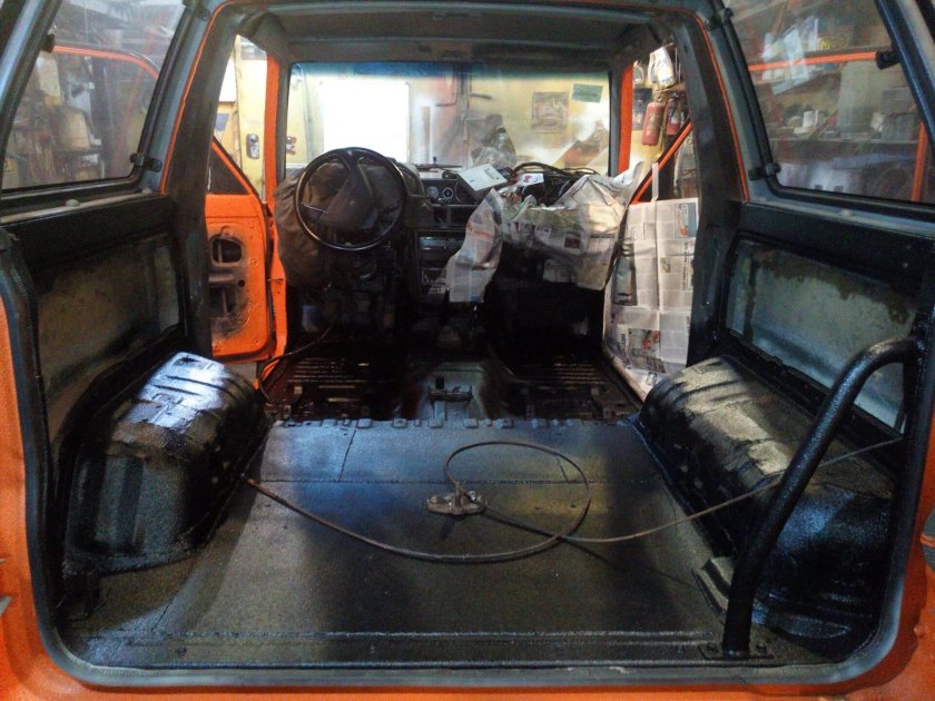 Дайхатсу Фероза салон