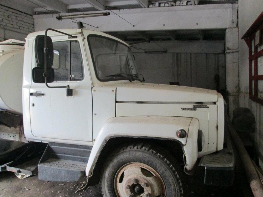 Молоковоз ГАЗ 3309