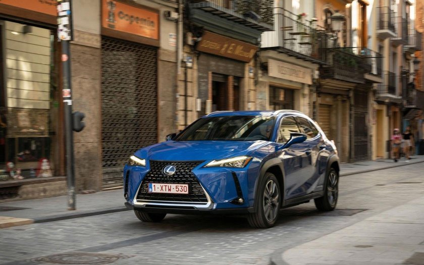 Lexus UX 300