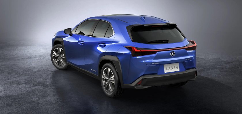 Lexus ux 2021