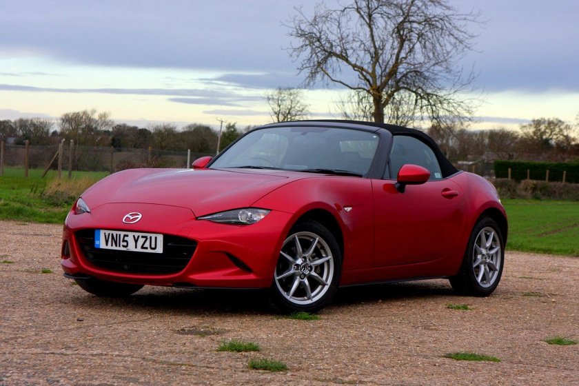 Мазда двухместная