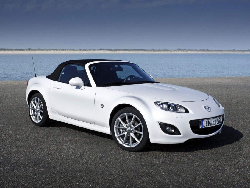 Mazda MX-5 Roadster