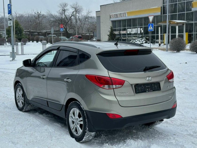 Hyundai tucson l