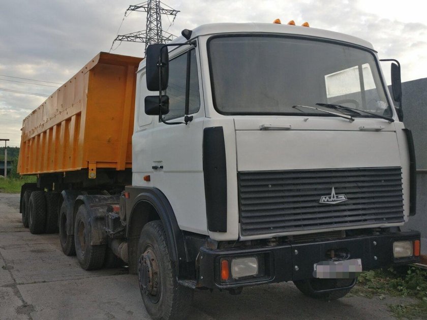 Самосвал маз-5516а5