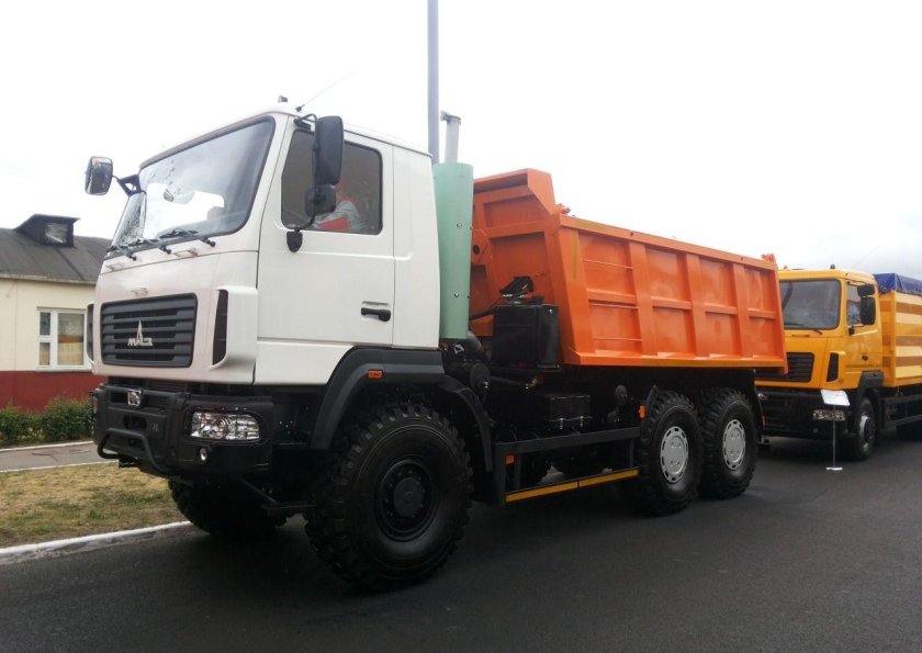 Самосвал МАЗ 6502н9-422-052