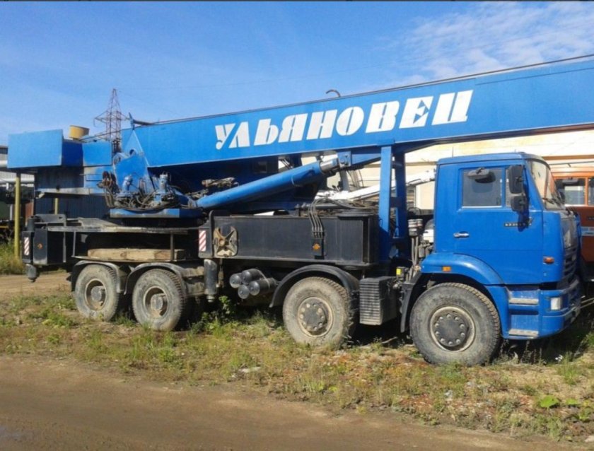 Автокран Ульяновец 40 тонн