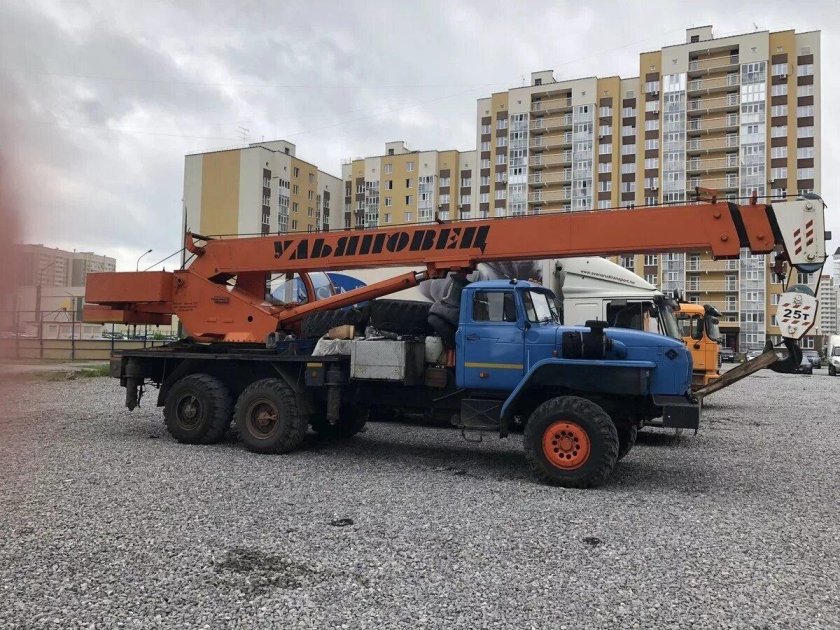 Автокран Ульяновец МКТ-25 .2