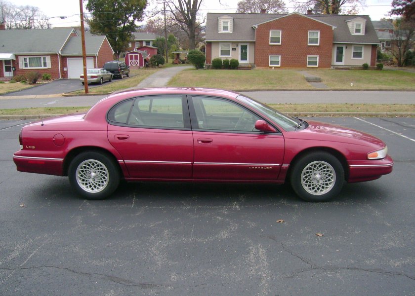 Крайслер LHS 1995