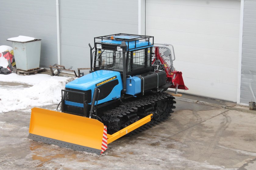 Трактор ДТ 75 Стройсельмаш