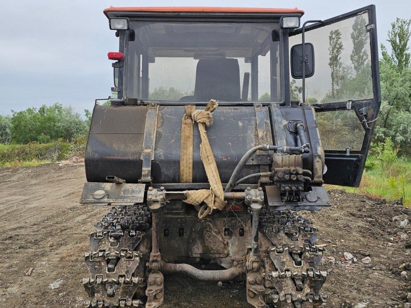 Гусеничный трактор дт 75