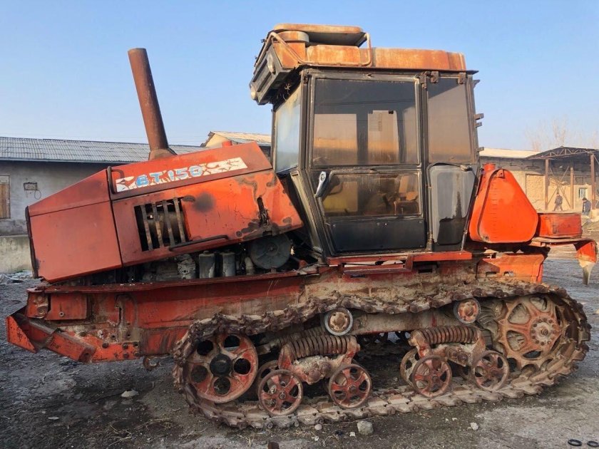 Трактор Вт 150д