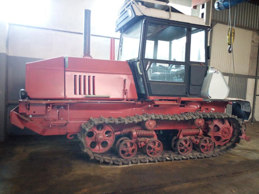 Трактор Вт-100д