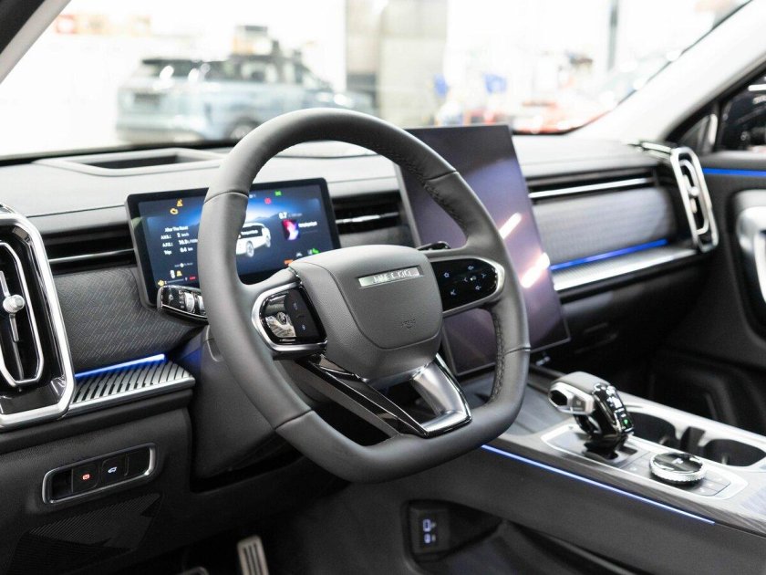 Автомобиль салон