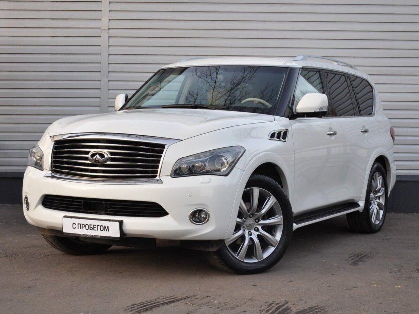 Infiniti qx56 II белый