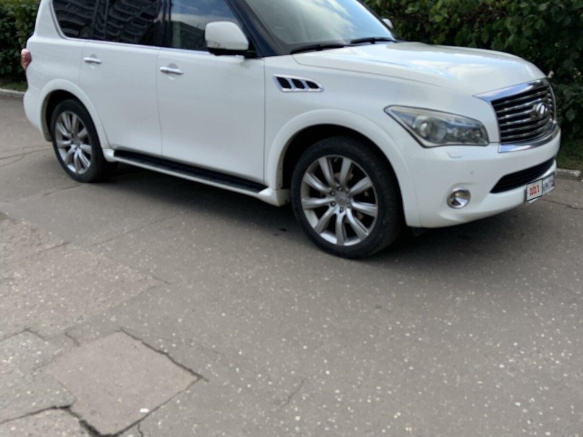 Инфинити qx56 2012