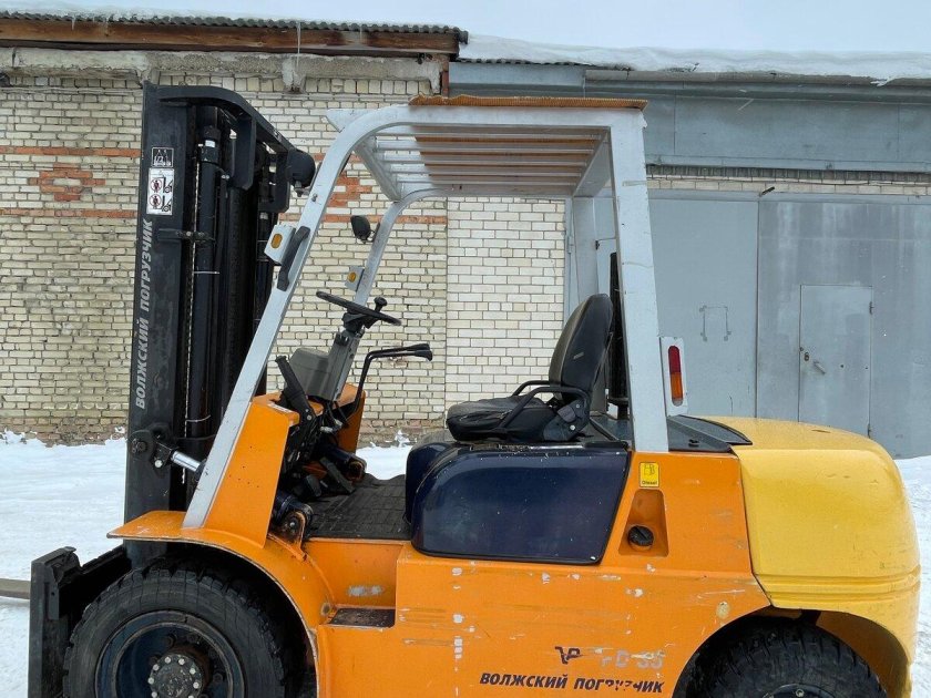 Вилочный погрузчик балканкар