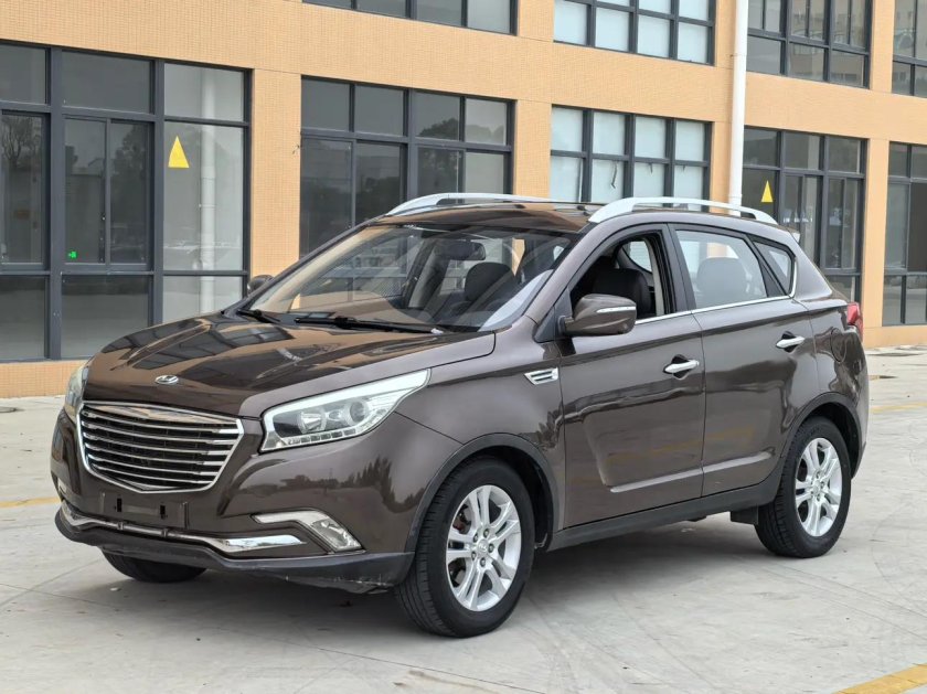 Китайские внедорожник