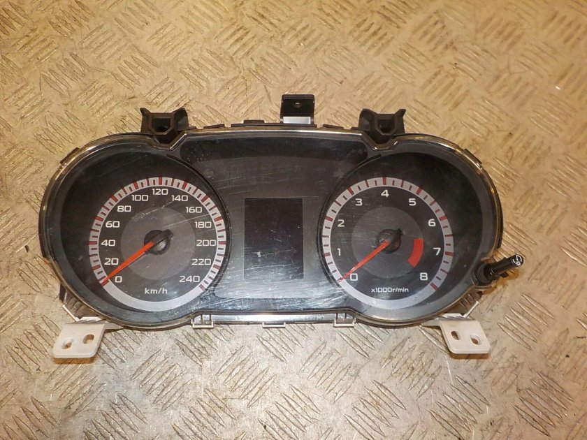 Панель приборов Митсубиси ланцер 10