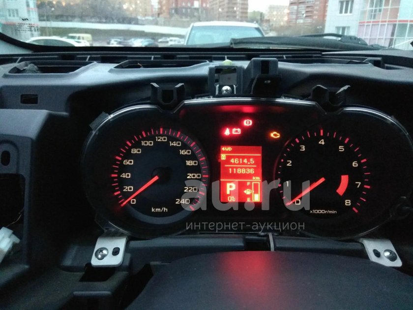 Mitsubishi Outlander 2008 панель приборов