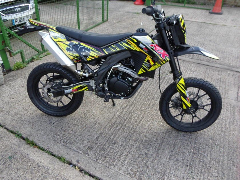 Apollo Supermoto 125