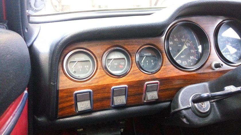 Приборная панель ВАЗ 2106 экспорт