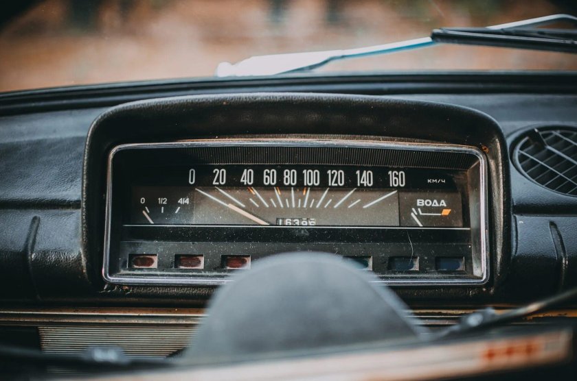 Электронная приборная панель ВАЗ 2101