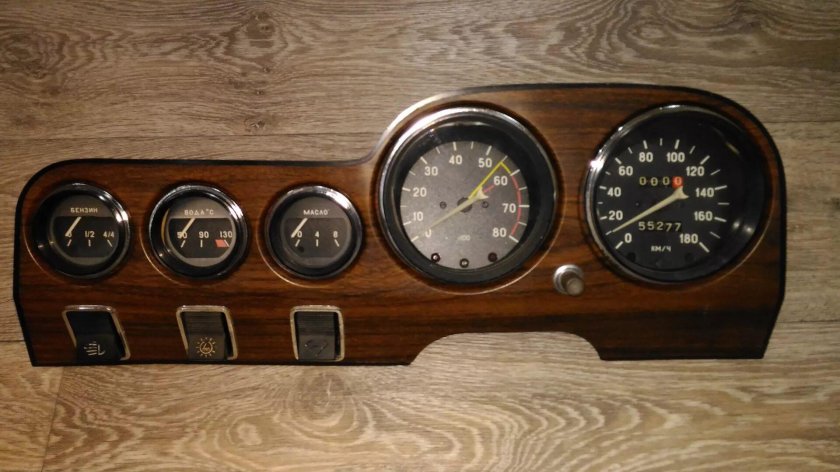 Приборка ВАЗ 2103