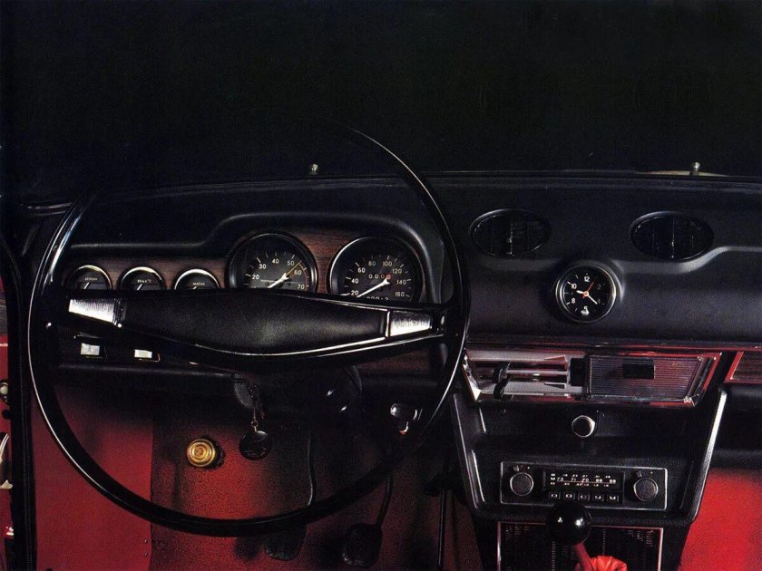 Торпеда ВАЗ 2103