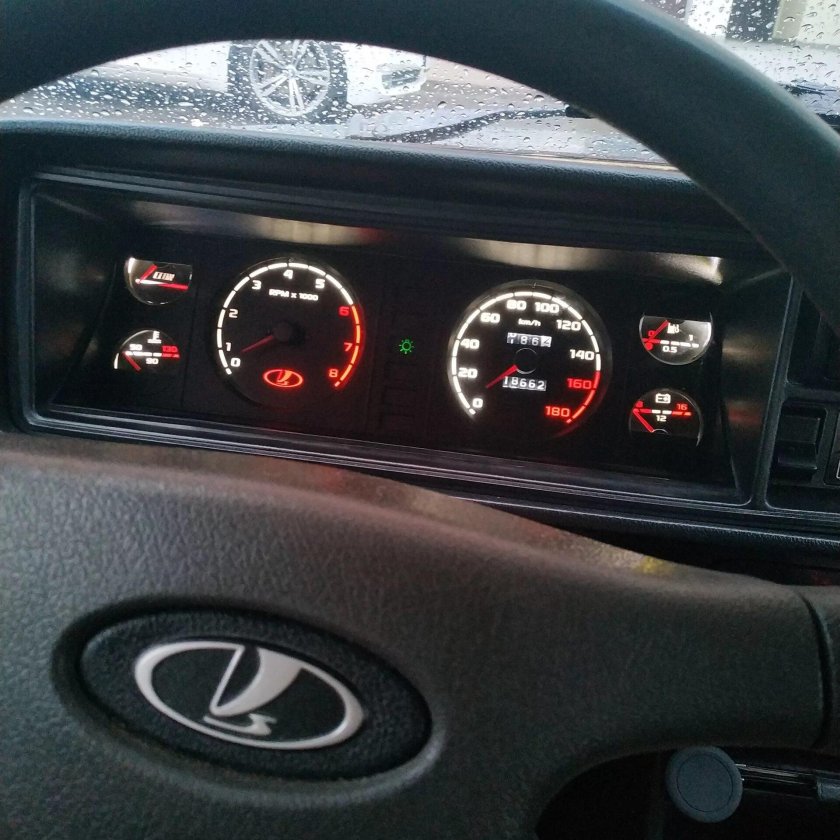 Евро приборка ВАЗ 2107