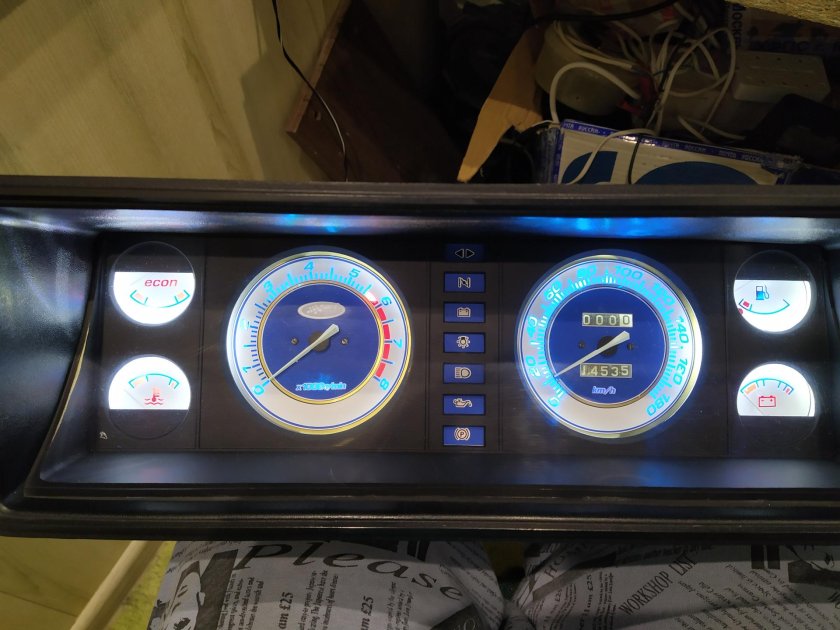 Цифровая приборная панель ВАЗ 2107