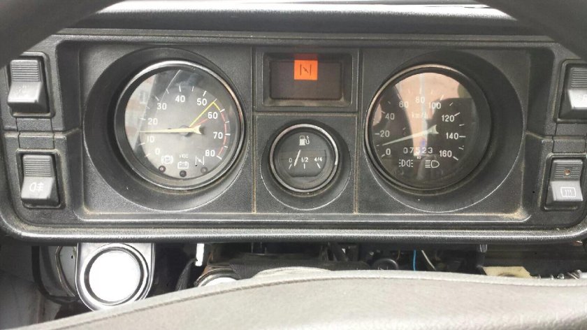 Приборная ВАЗ 2105